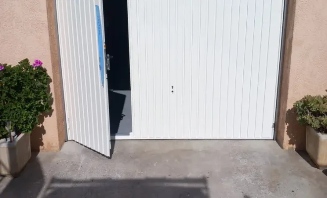 porte de garage, Bastia, MP MENUISERIE